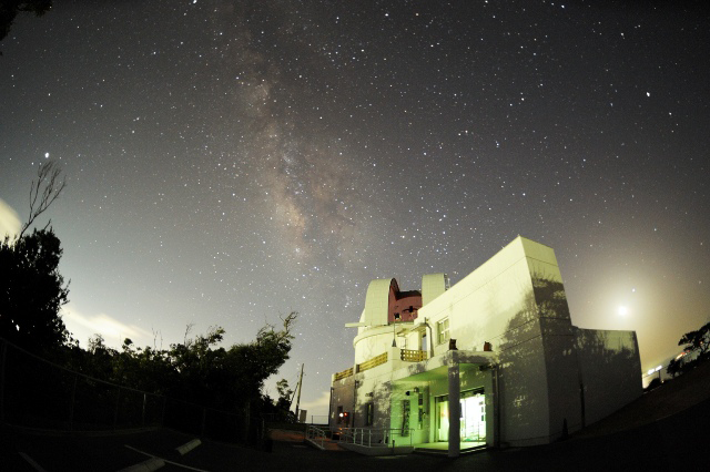 市民や観光客にもオープンな天文台